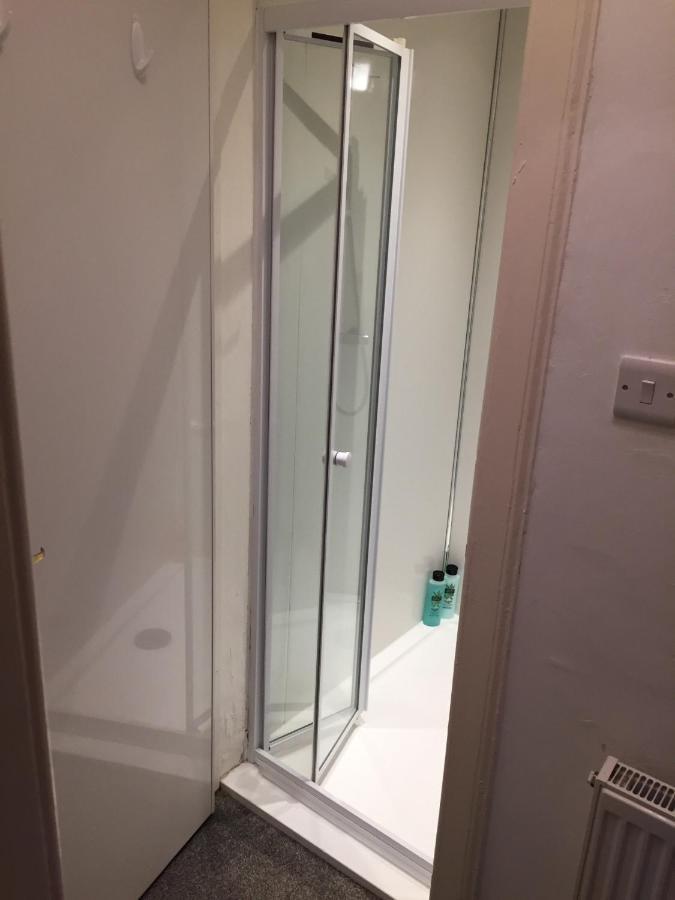 אדינבורו One Bedroom Flat On Ground Floor מראה חיצוני תמונה