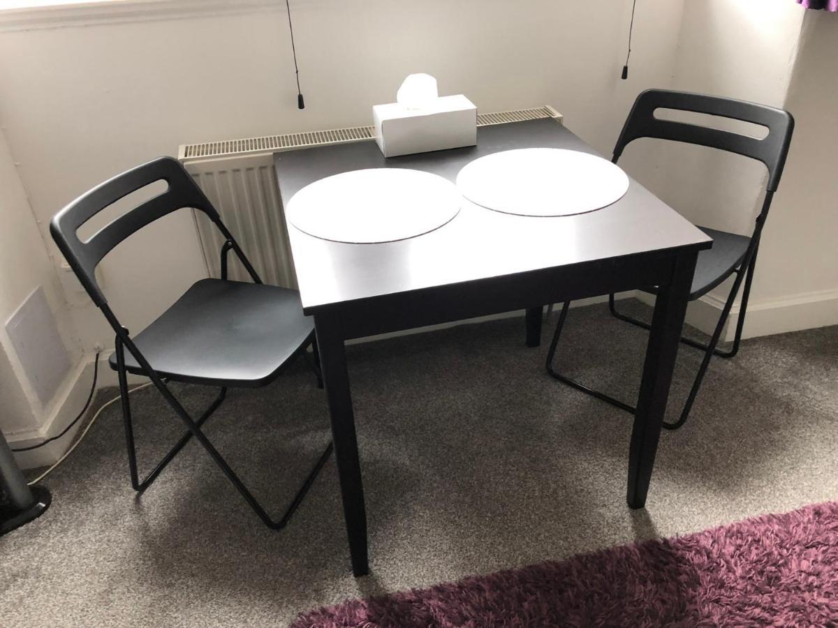 אדינבורו One Bedroom Flat On Ground Floor מראה חיצוני תמונה
